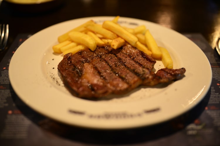 Цезарь и рибай из Goodman