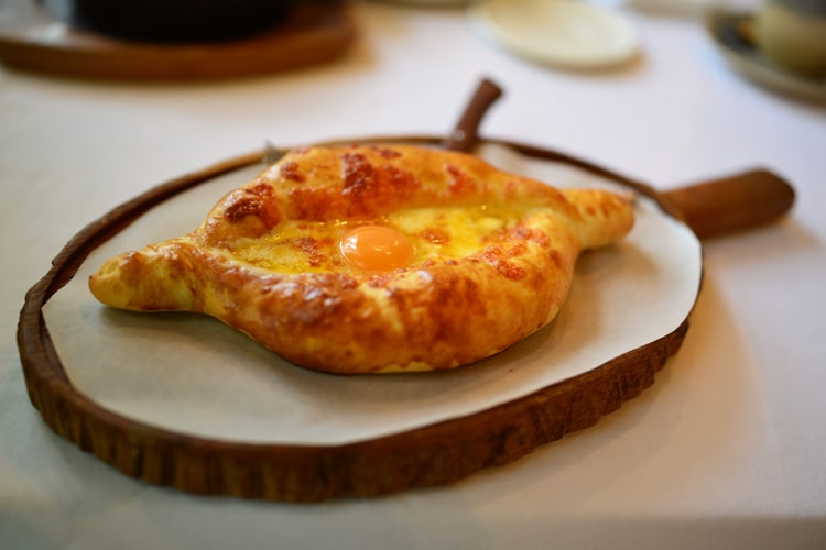 Харчо, хачапури и хинкали из Эларджи