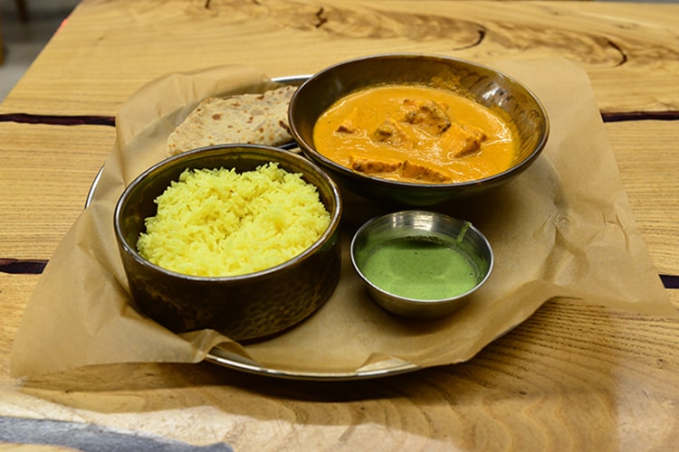 Панир в сливочно-томатном карри из Thali & Dosa