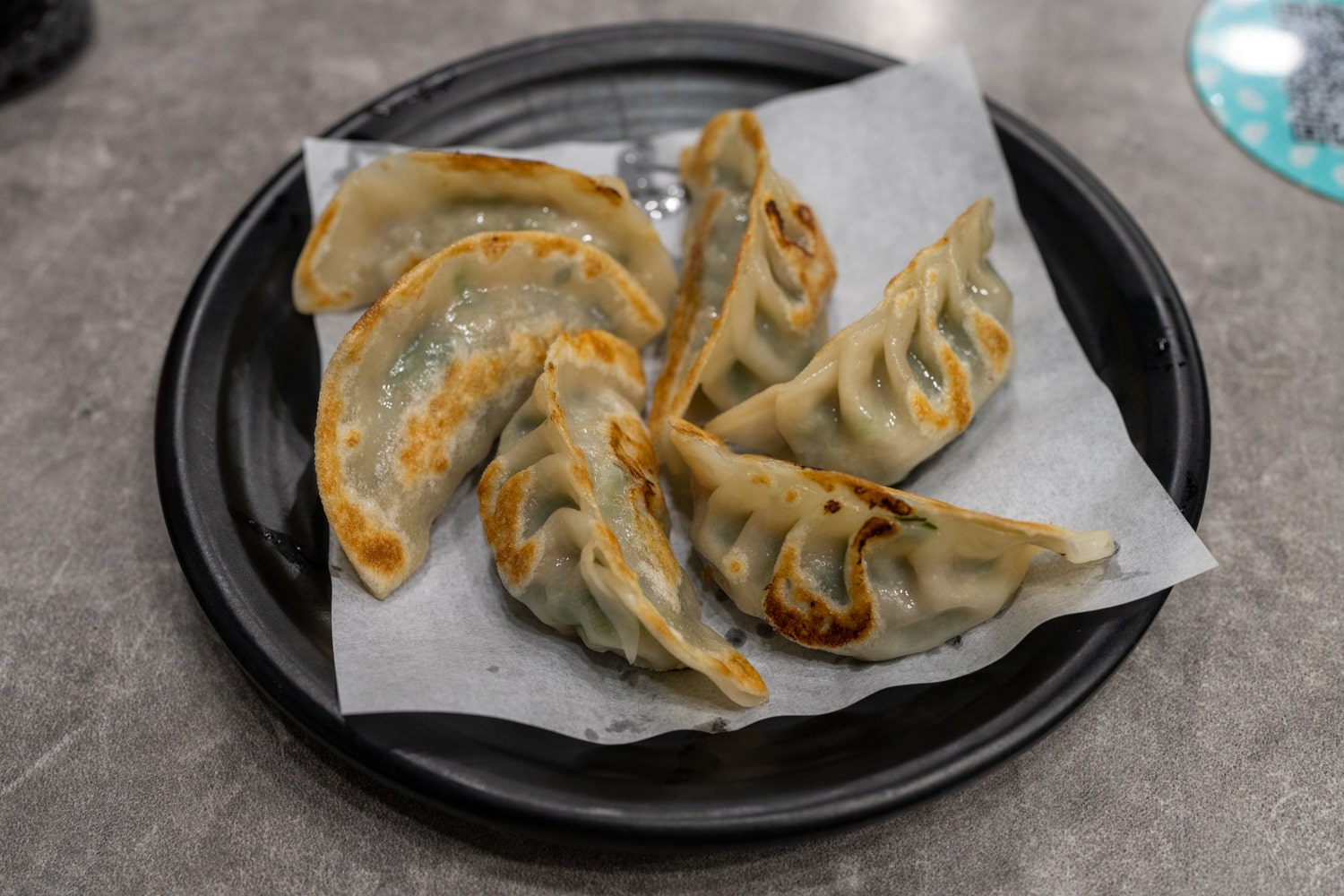 Дамплиги с зеленым луком