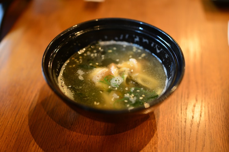 Вакамэ бульон с морепродуктами