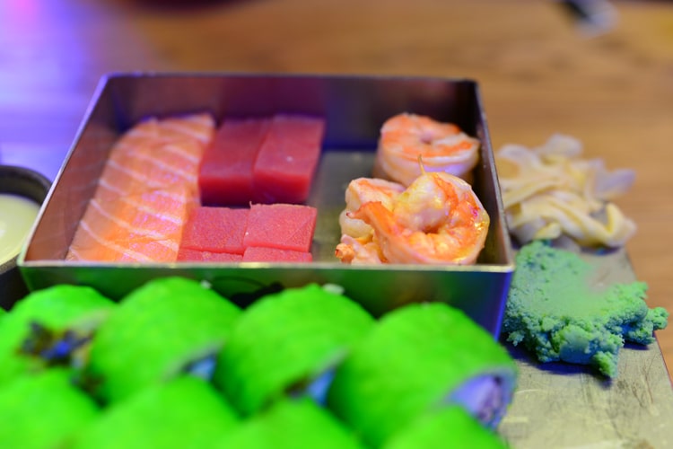 Горилла ролл сашими