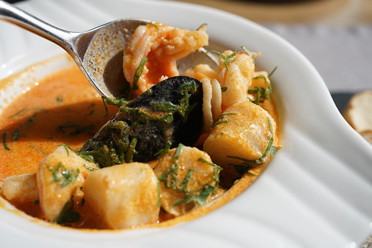 Биск с морепродуктами