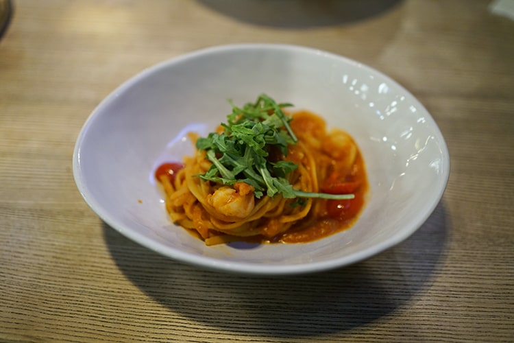 Наши знаменитые лингвини с креветками