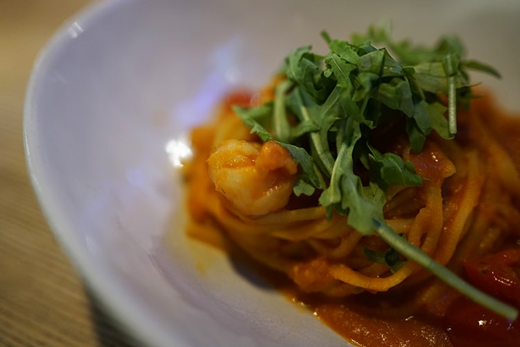 Наши знаменитые лингвини с креветками