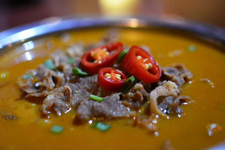 Суп из говядины с белыми грибами