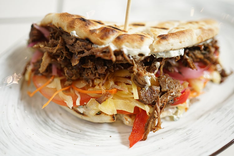 Гирос с запеченным барашком