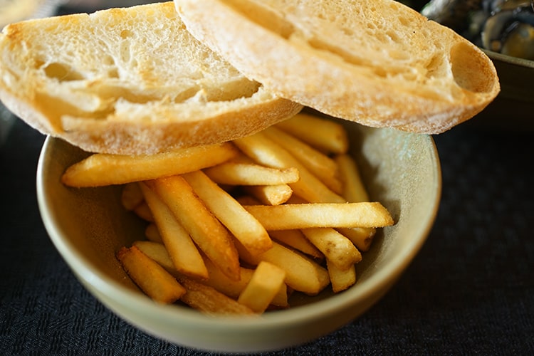 Мидии в соусе из голубого сыра