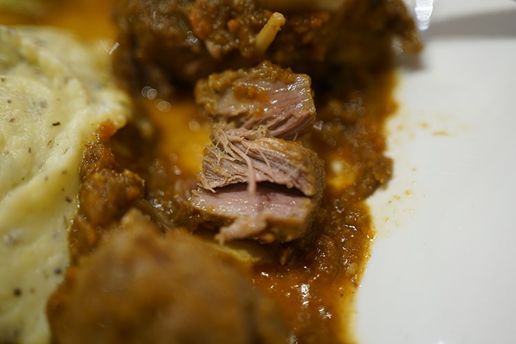 Оссобуко с картофельным пюре и трюфелем