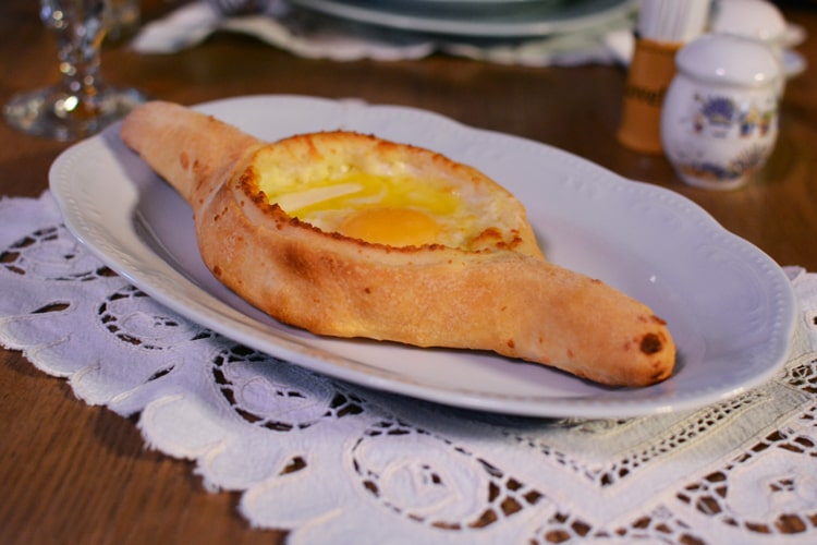 Хачапури Ачарули