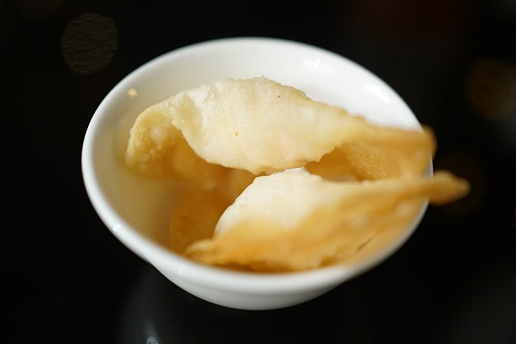 Уха с мини-чебуреками