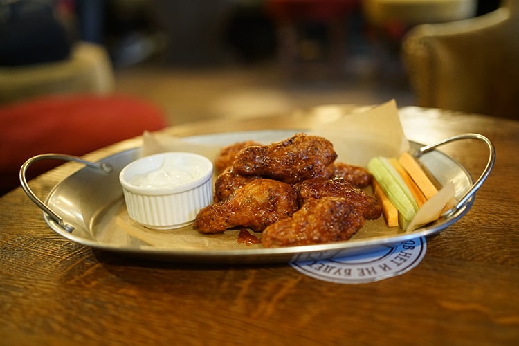 Куриные крылья барбекью