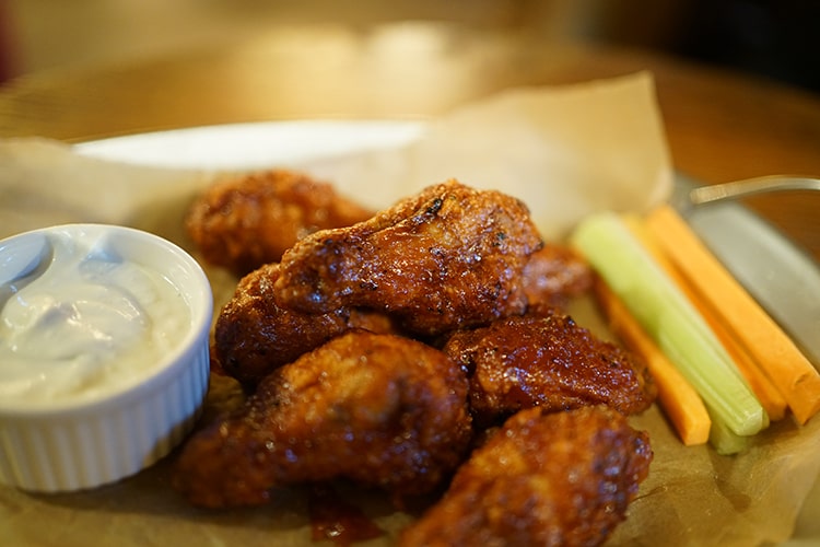 Куриные крылья барбекью
