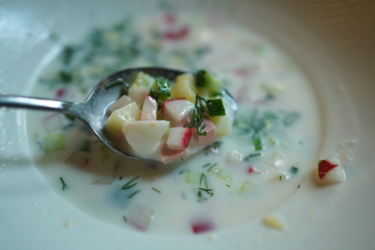 Окрошка на кефире