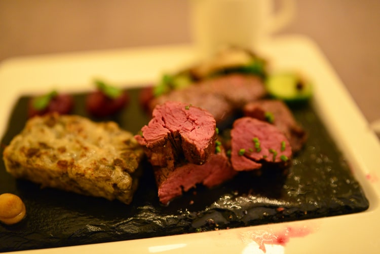 Запеченное филе кабана на гриле по-сааремааски