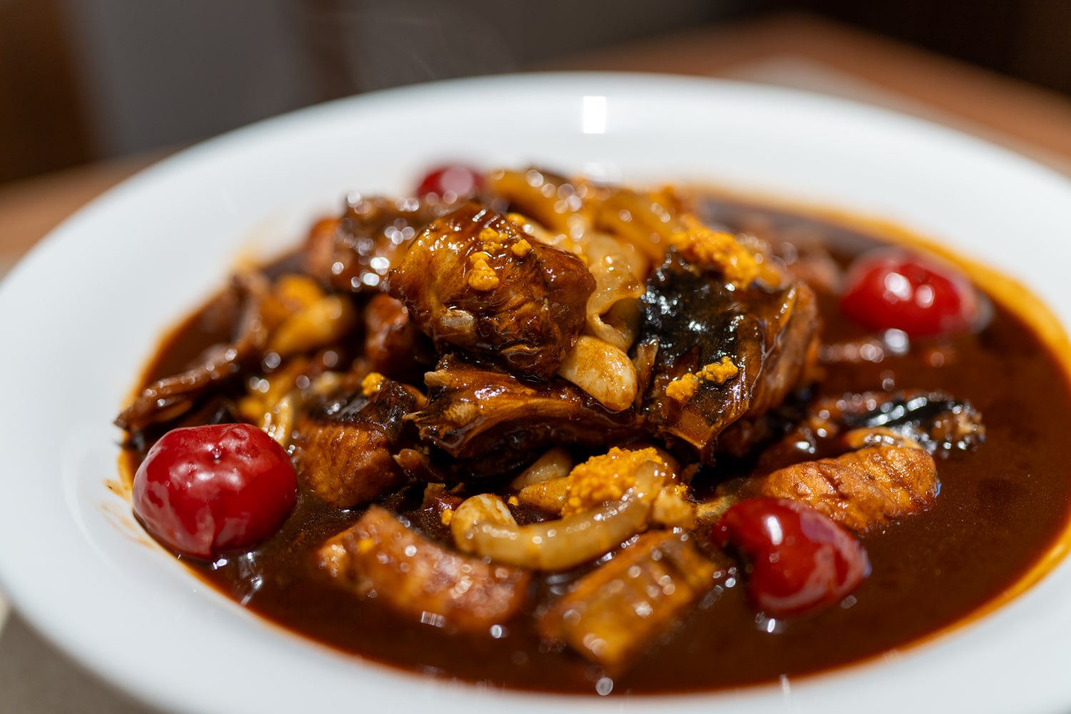 Тушеный сом с морским ежом